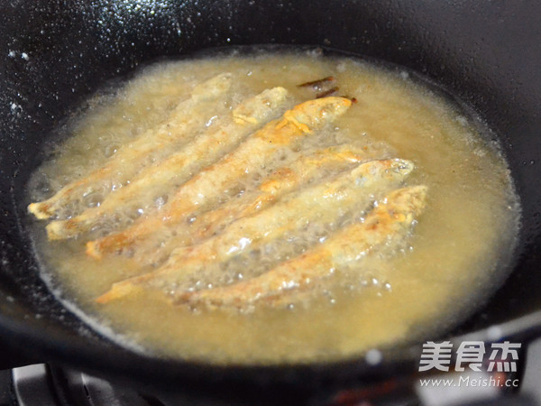 The Perfect Fusion of Taste and Taste-fried Spring Fish recipe