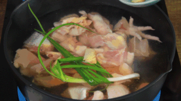Chicken Tonight? Not As Good As this Taiwanese Three-cup Chicken? recipe