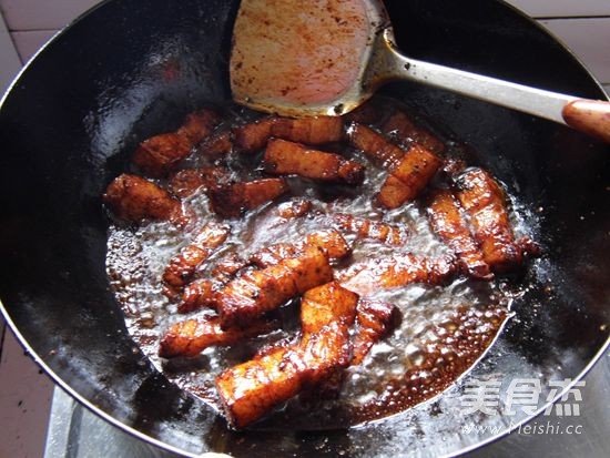 Stewed Pork with Matsutake recipe