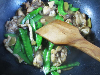 Fried Bullfrog with Snow Peas recipe