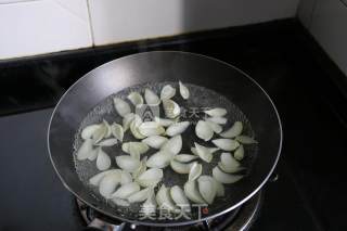 Steamed Pumpkin with Lily recipe