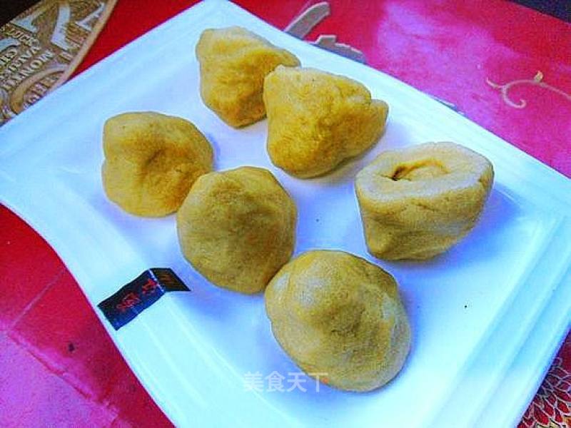 Egg Yolk Corn Meal Wowotou recipe