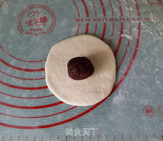 Red Bean Paste Buns recipe