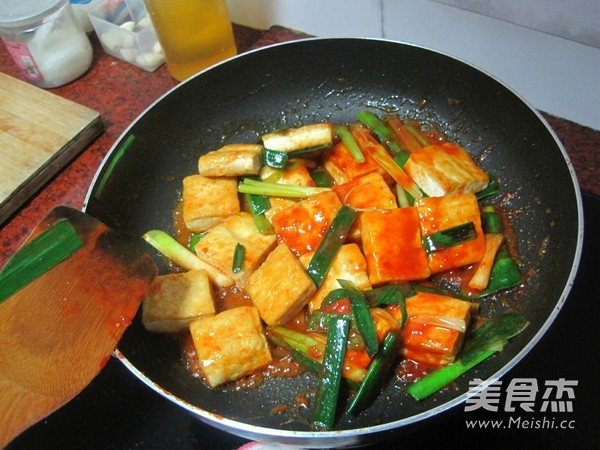 Grilled Tofu with Hunan Spicy Sauce and Garlic Miao Miao recipe