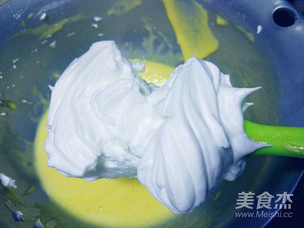 Flower Cream Birthday Cake recipe