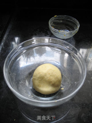 Milk Sweet-scented Osmanthus Pumpkin Balls---the Sweetness of Autumn recipe