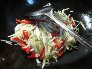 Scrambled Eggs with Red Pepper and Leek Sprouts recipe