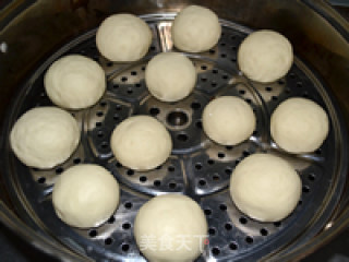 Cantonese Refreshment Custard Buns recipe