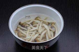 Macaroni with Shimeji Mushroom recipe