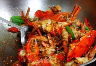 Fried Crab in Typhoon Shelter recipe