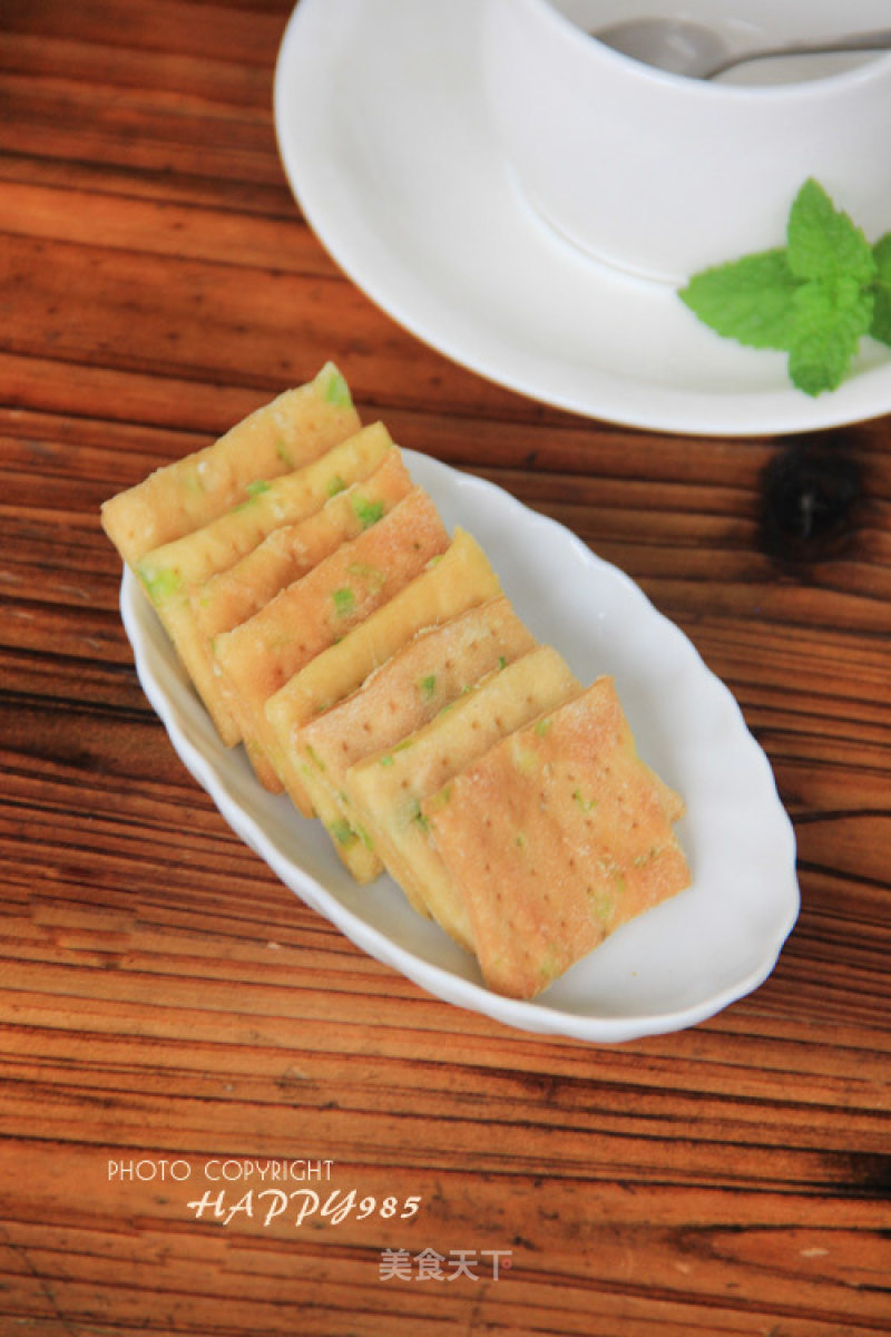 #aca烤明星大赛#sugar-free and Oil-free Healthy Biscuits-spring Onion Soda Biscuits recipe