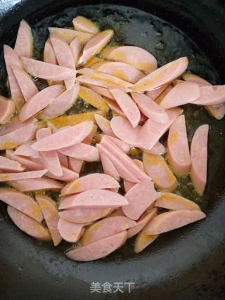 Stir-fried Ham Sausage with Green Peppers recipe