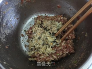 Crab Meat and Fresh Meat Mooncakes recipe