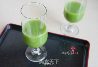 Clearing Away Heat and Detoxifying Five Green Juices recipe