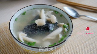 Crab Mushroom Black Chicken Soup recipe