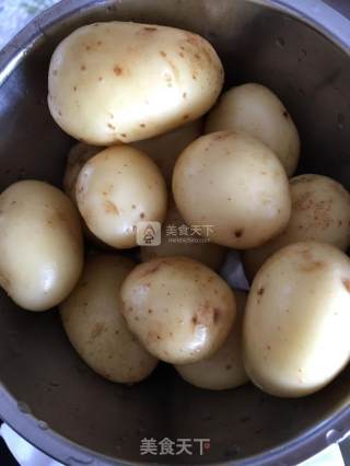 #aca烤明星大赛#cumin Pork Ribs Roasted Potatoes recipe