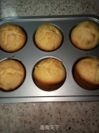 Coconut Raisin Muffin Cake recipe