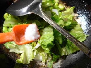 Stir-fried Rice Cake with Lettuce and Broad Beans recipe