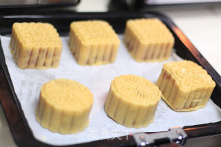 Mid-autumn Festival-mooncakes for Yourself and Your Family recipe