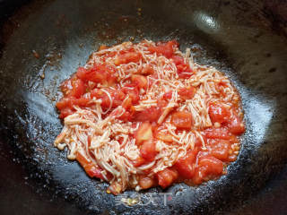 Stir-fried Enoki Mushrooms with Tomatoes recipe