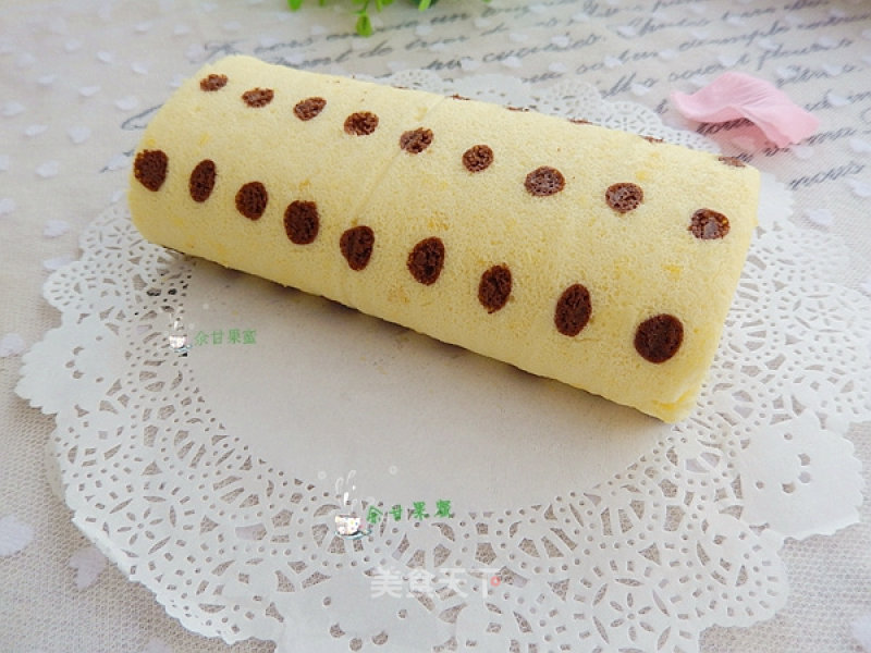 Polka Dot Cake Roll recipe