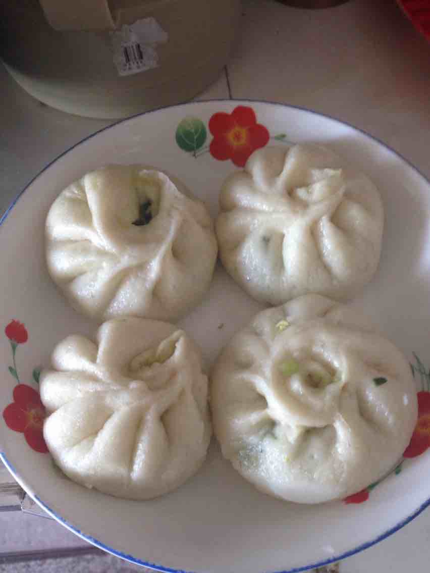 Egg and Chive Stuffed Buns
