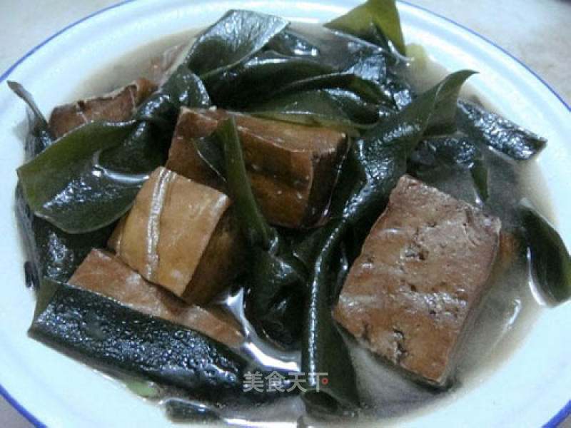 Tofu Seaweed Soup