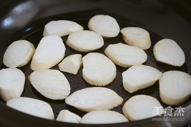 【pleurotus Eryngii in Sand Tea】, A Meaty Vegetarian Dish~ recipe