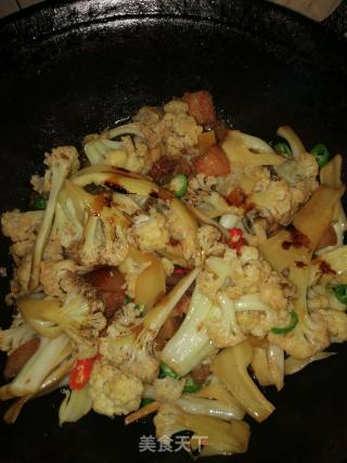 Stir-fried Cauliflower with Pork Belly recipe