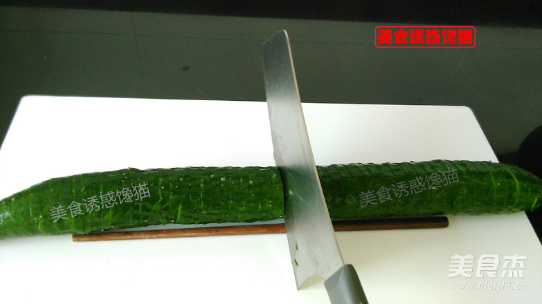 Wolong Cold Cucumber recipe