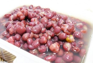 Red Bean and Coix Seed Soup recipe