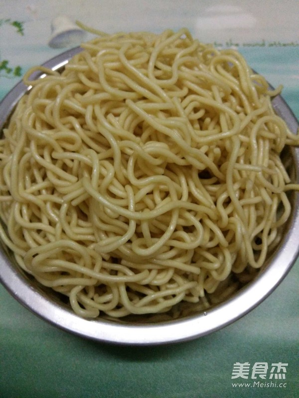 Fried Noodles with Shrimp Skin recipe