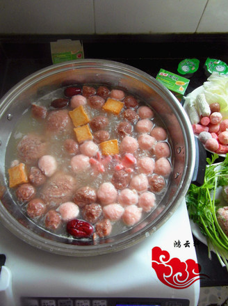 Mushroom Hot Pot in Warm Thick Soup