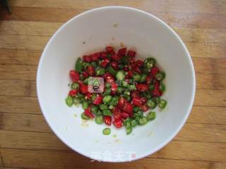 Spicy and Fragrant in The Mouth-rattan Pepper Chicken recipe