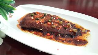 Grilled Fish Tail with Beef Sauce recipe