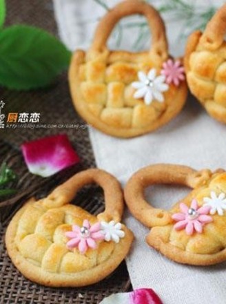 Flower Basket Biscuits