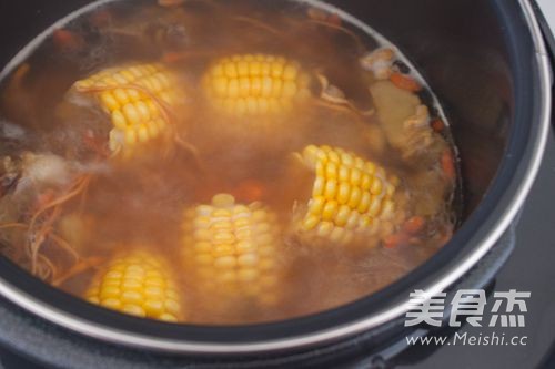 Cordyceps Corn Pork Ribs Soup recipe