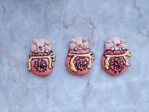 Piggy Lucky Bag Macaron recipe