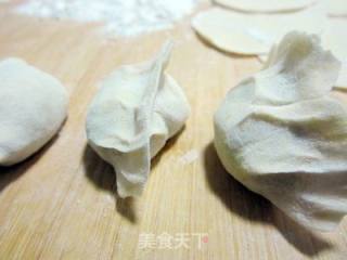 Horned Melon, Chive, Egg Dumpling recipe