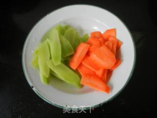 Stir-fried Sausage with Winter Bamboo Shoots recipe