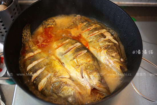 Hunan Version of Smelly Mandarin Fish recipe