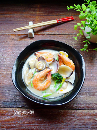 Braised Seafood with Milk Flavor recipe