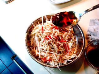 Spicy Shredded Chicken recipe