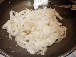 Stir-fried Hor Fun with Mung Bean Sprouts recipe