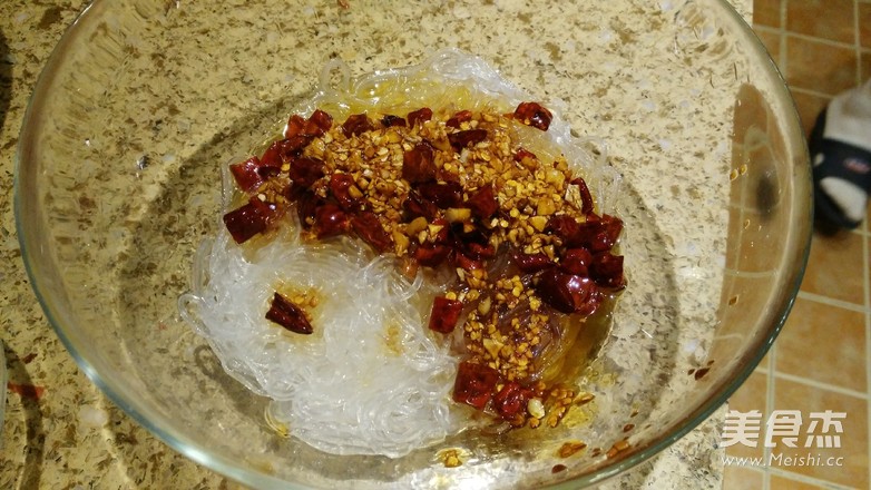 Scallops with Garlic Vermicelli recipe