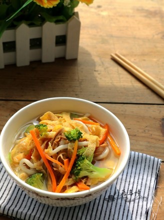Egg Shredded Vegetable Noodles recipe