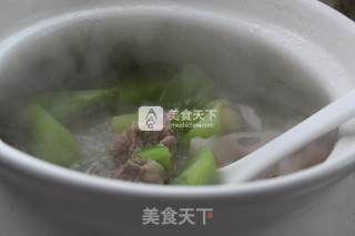 Lotus Root Lettuce Spare Rib Soup recipe