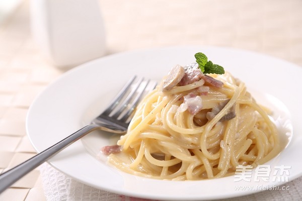 Creamy Mushroom Pasta recipe