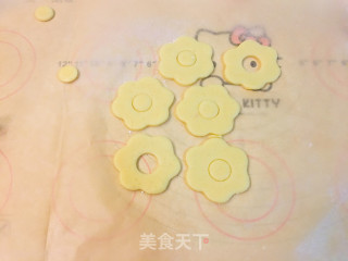 Flower Biscuits recipe