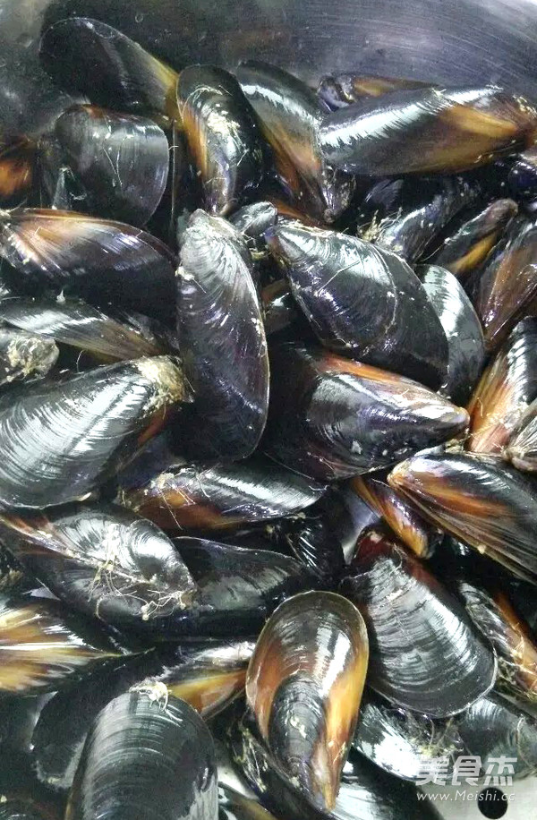 Assorted Mussels and Cheese Baked Rice recipe